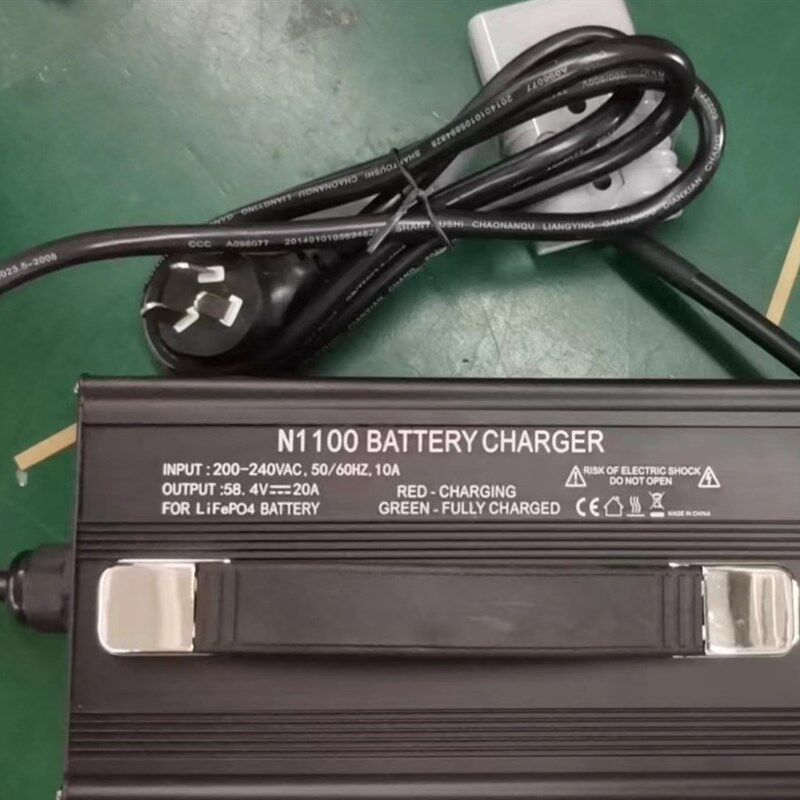 高端铝壳锂电充电器12V24V48V60V72V便携10A15A20A智能充电机