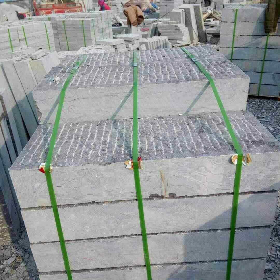 供应青石台阶石 园林庭院踏步石彷古錾道板社区汀步石
