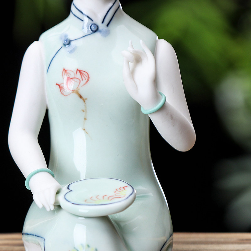 新中式摆件工艺品陶瓷侍女玄关禅意家居装饰创意客厅书房酒柜摆设