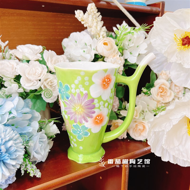 濑户烧新款陶瓷釉下彩手绘繁花马克杯吸管杯果汁杯水杯送礼佳品