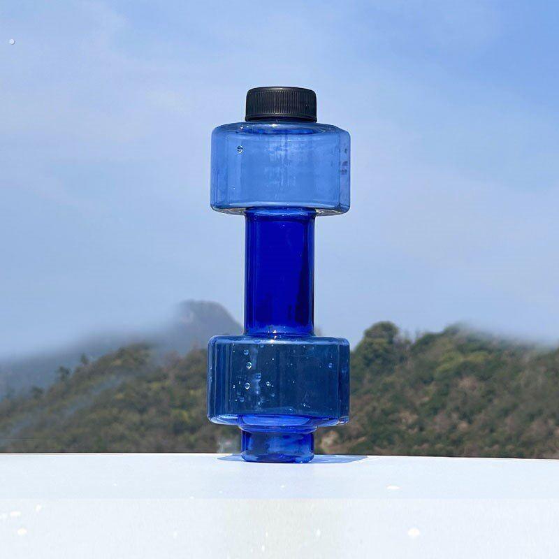 哑铃水杯充水装水矿泉水瓶水壶健身状注水式形状瓶子型杯