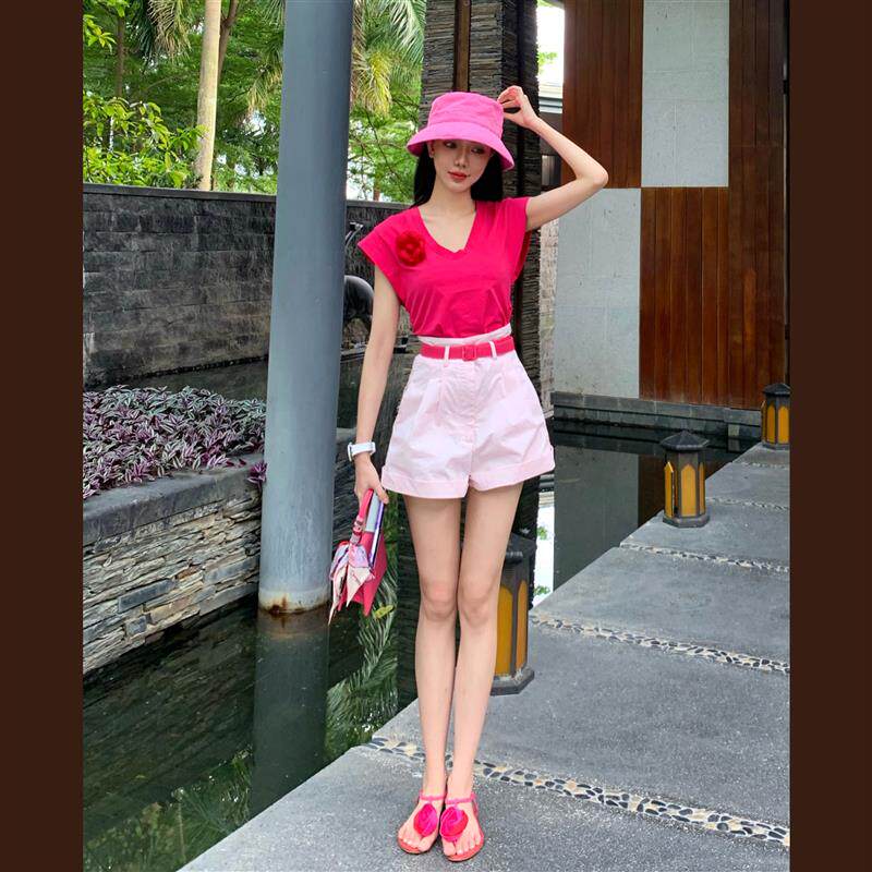 宛宛大大【特蕾莎梦幻屋】玫红色V领短袖上衣蜜桃粉高腰卷边短裤