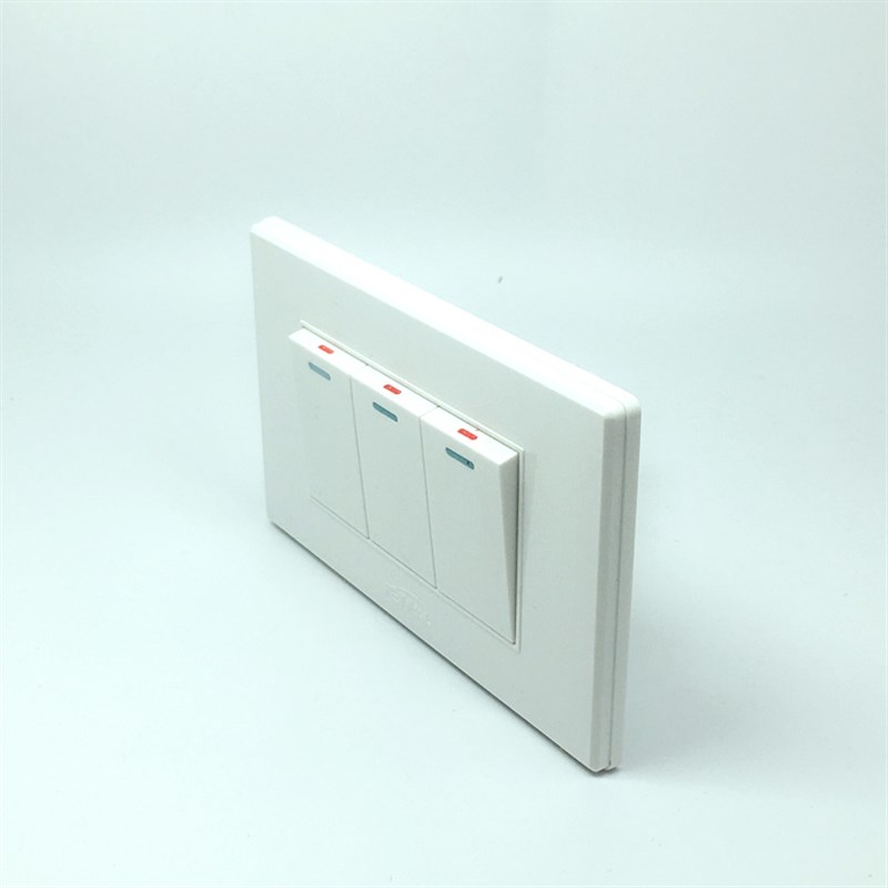 120*75型三位单控开关老款式三开关面板10A灯具启动按钮家用弦白