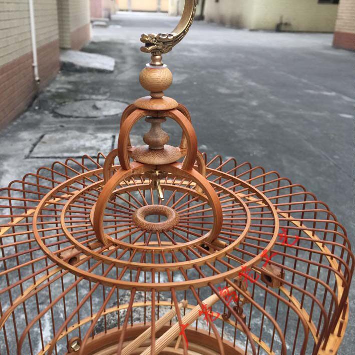黑白鸟绣眼 老竹波笼 将军膀金青 竹制圆笼 留青 广式清远鸟笼子