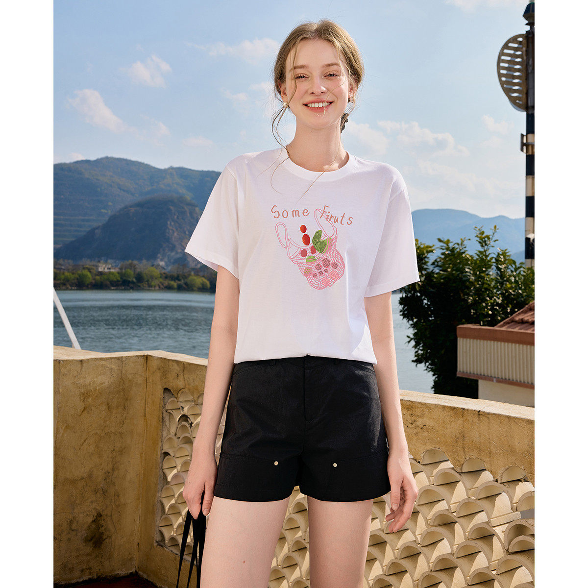 FIFALI/菲凡黎纯棉短袖T恤女26夏季字母印花休闲百搭亲肤透气上衣