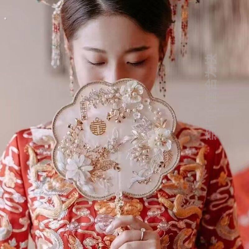 团扇双面女方新款结婚拍照道具扇子新娘手持新婚出镜折扇用品古风