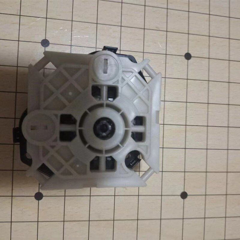 长城哈弗H1 H2 H3 C30 C50 M4倒车镜调节器后视电机马达卡扣底座