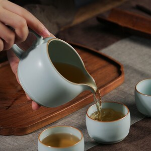 青澹汝窑公道杯陶瓷大容量分茶器公杯景德镇手工汝瓷礼品青瓷茶海