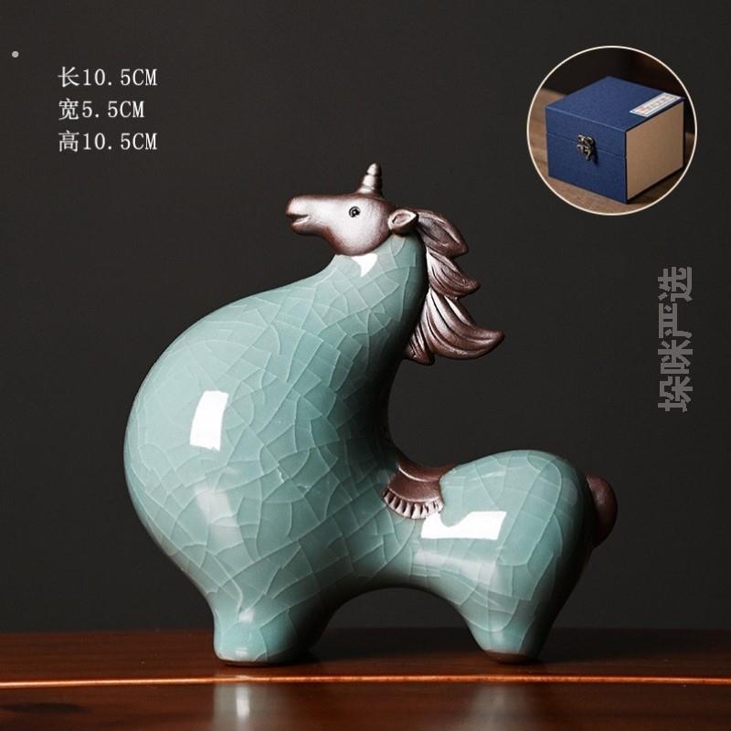 马年立体摆件办公室摆设茶桌现代小马年玄关软饰品陶瓷装饰家居