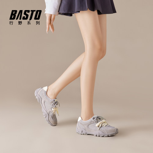 百思图女款软底轻便复古德训鞋