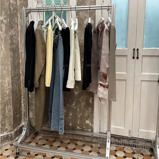 工业风铝挤型材料服装展示架女装店陈列架子落地可移动带轮中岛挂