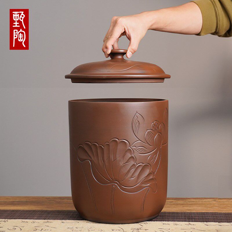 云南建水紫陶茶叶罐精品高档陶瓷专用密封防霉潮储存普洱手工茶缸