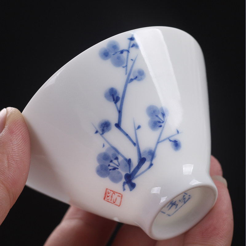 白瓷薄胎青花瓷手绘陶瓷茶杯荷花小鱼斗笠杯大号纯手绘功夫茶包邮