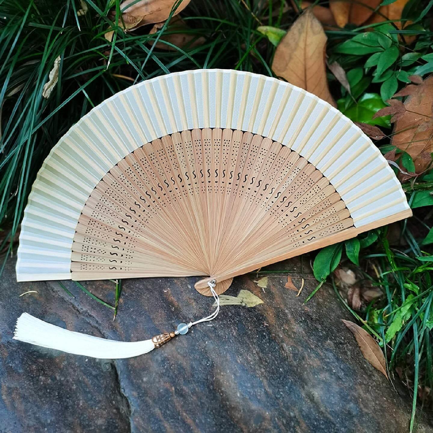 新中式古风扇子折扇女式随身便携国风汉服旗袍舞蹈走秀古装扇夏天