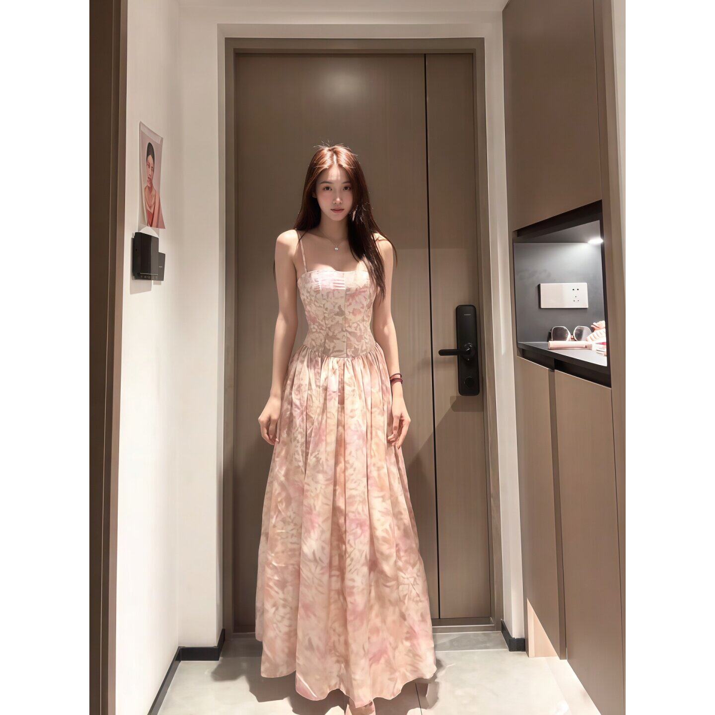 法式粉色碎花吊带连衣裙女夏季海边度假风绝美气质收腰修身长裙子
