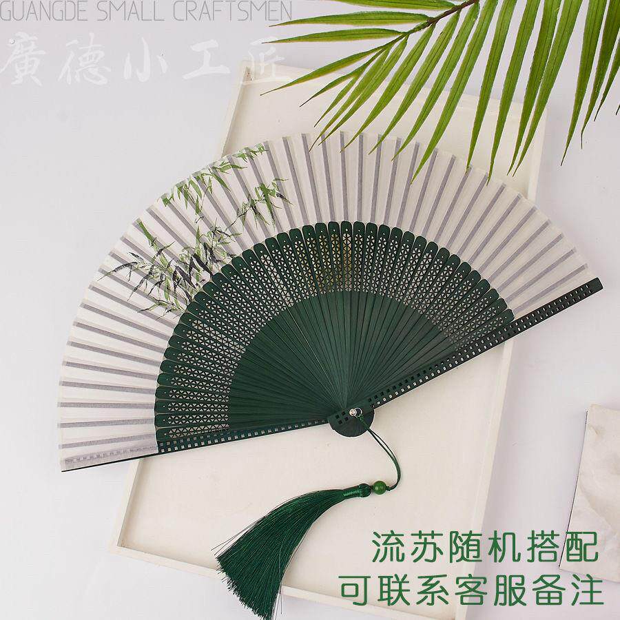 中国风山水画扇子古风折扇复古夏季女式折叠扇古典丝绸小绢扇子