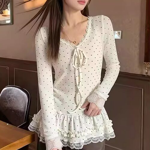 韩系甜美波点蕾丝显瘦蝴蝶结长袖