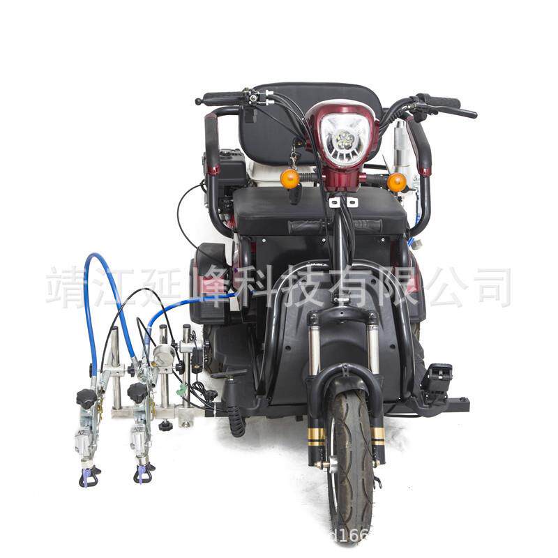 NR5000骑乘式三轮汽油发动机款冷漆道路划线机现货