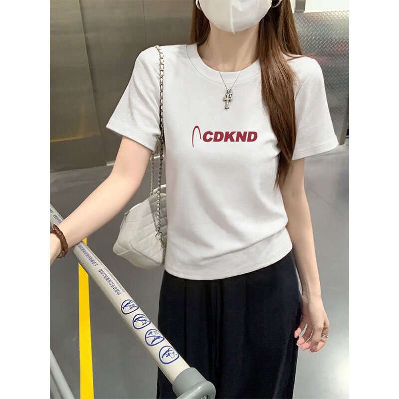 2026新款设计感小众正肩短款t恤女夏季短袖宽松棉质白色上衣ins潮
