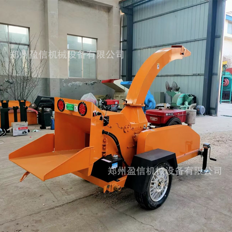 600型移动式树枝粉碎机高喷出料