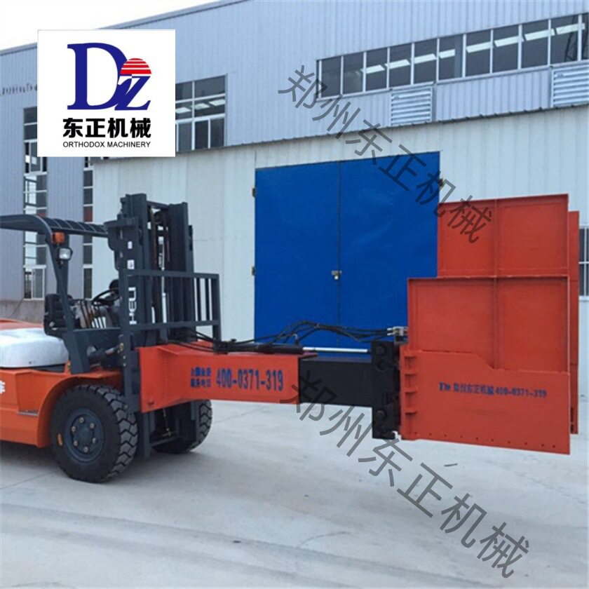 红砖厂隧道窑专用抱砖夹整跺砖的搬运转移搬砖机厂家匠心优选
