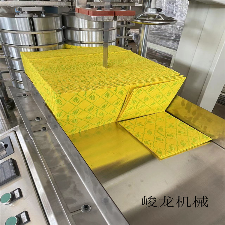 峻龙机械600型一次性毛巾机