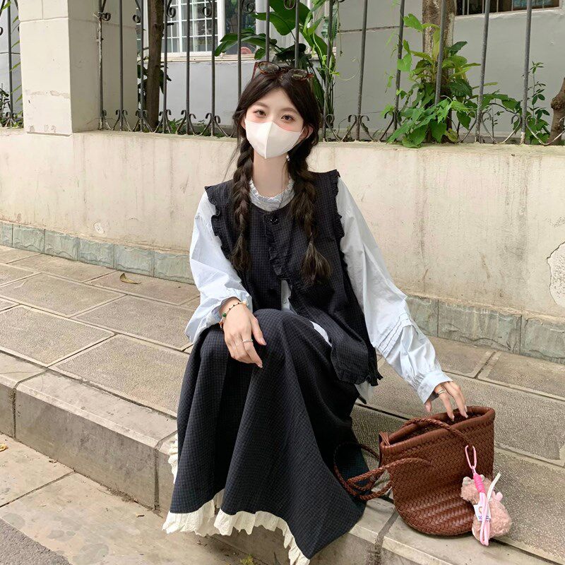 大码女装胖妹妹秋季新款木耳边宽松衬衫荷叶边格子马甲半身裙套装