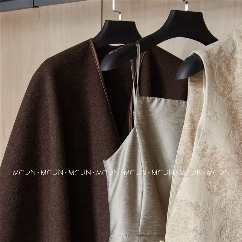 慕空间样板房衣帽间女士衣服裙子装饰画摆件家居软装饰品摆设道具