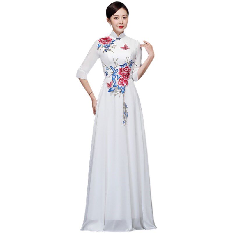 中式合唱演出服绣花走秀旗袍年会主持人晚礼服2022新款飘逸大摆裙