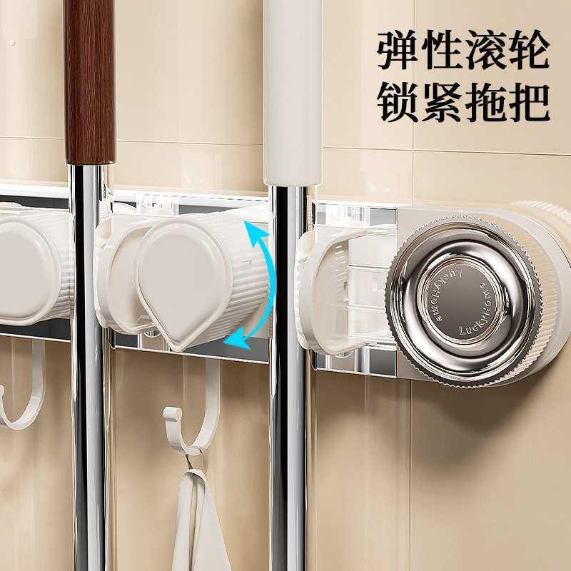 吸盘拖把壁挂夹浴室门后免打孔扫把拖布挂钩连排壁挂拖把固定架
