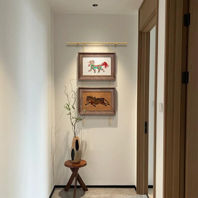 貔貅法式中国风入户玄关挂画黄铜轨道中古风高级感复古柜子装饰画