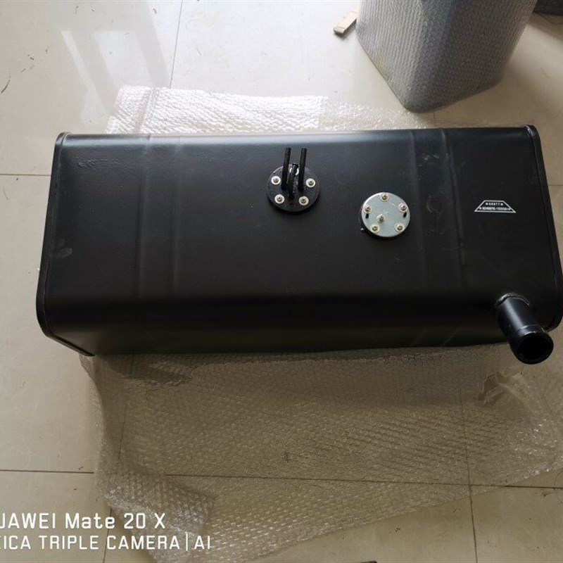 凯马车柴油箱燃油箱中口偏口各种款式铁油箱质优价廉