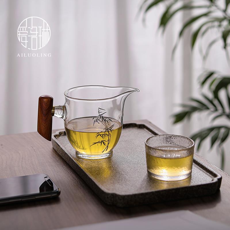爱洛琳 耐热玻璃实木侧把公道杯 金银烧加厚透明分茶器高档公杯