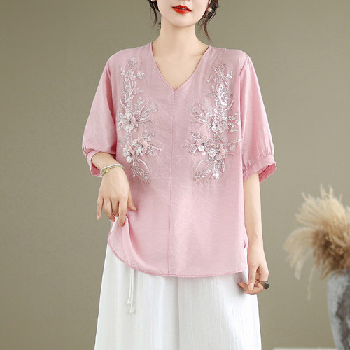 2026新款夏季重工花朵钉珠刺绣V领小衫