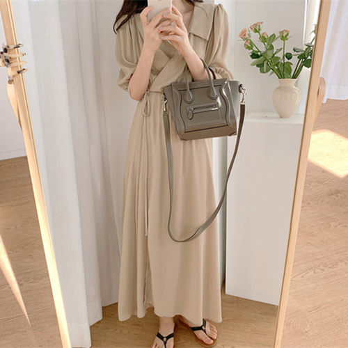 已出货　v领绑带收腰翻领连衣裙