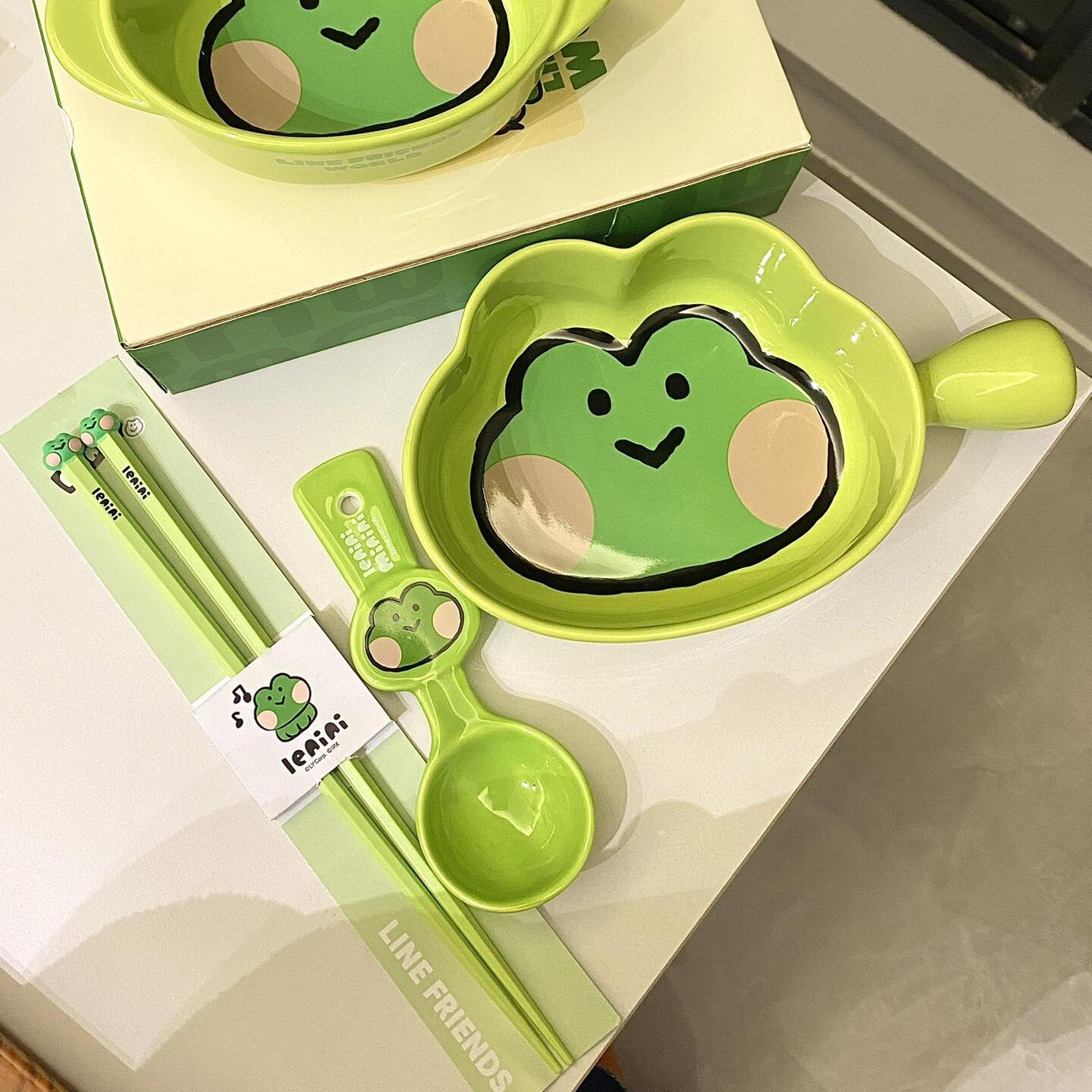 高颜值手柄碗可爱陶瓷特别好看创意泡面2025新款个人专用宝宝饭碗