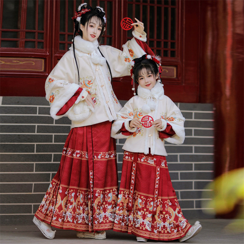 新款明制拜年汉服女2023新款秋冬季加厚马面裙套装母女亲子古装