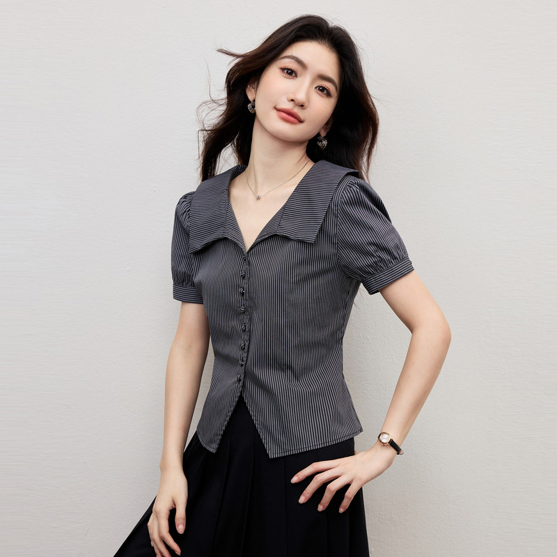 黑白条纹翻领v领收腰复古衬衫女2026夏新款设计感泡泡袖小众上衣