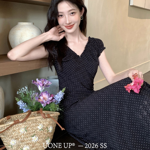 UONE-十三行黑天鹅法式复古芭蕾风波点木耳边连衣裙