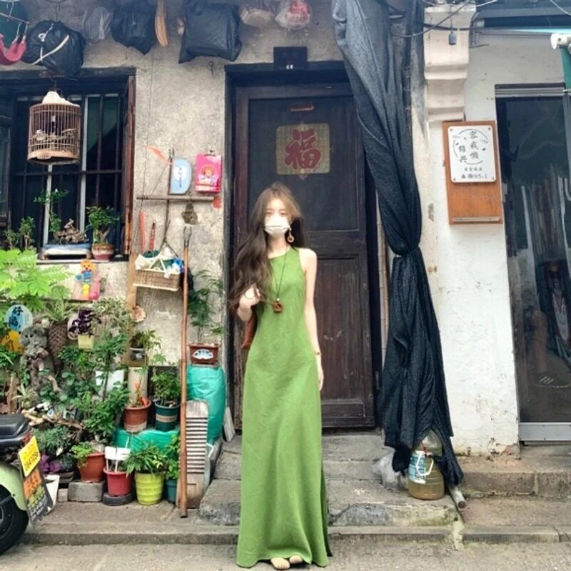 夏季森系绿色吊带收腰显瘦连衣裙