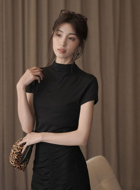 夏季半高领针织衫休闲风女士高级修身款显瘦短袖纯色设计标准版型