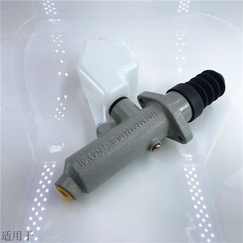 适用于中国重汽豪沃T7H离合器总泵离合助力泵A7离合器泵原厂配件