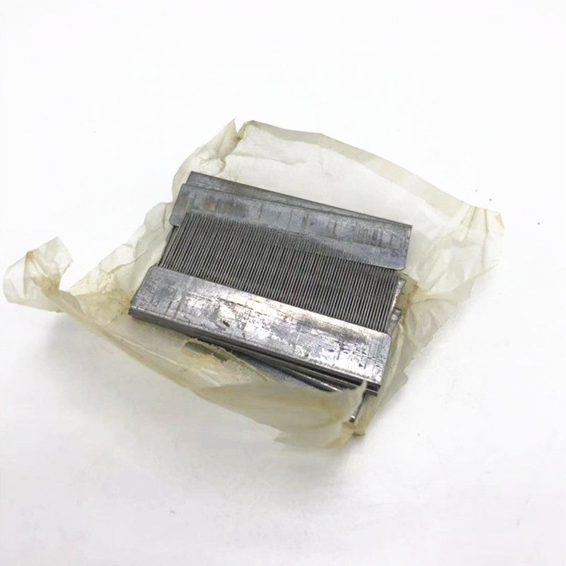 纺织工具 42T/84牙 织布厂用的铁梳子 纺织用铁梳子 修布工具 - 实物图