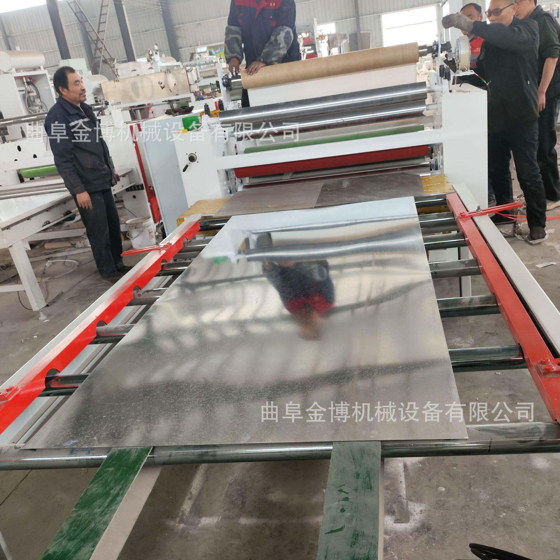 金属板卫生间隔断板贴PVC膜设备加热烫合自带背胶分子膜覆膜机