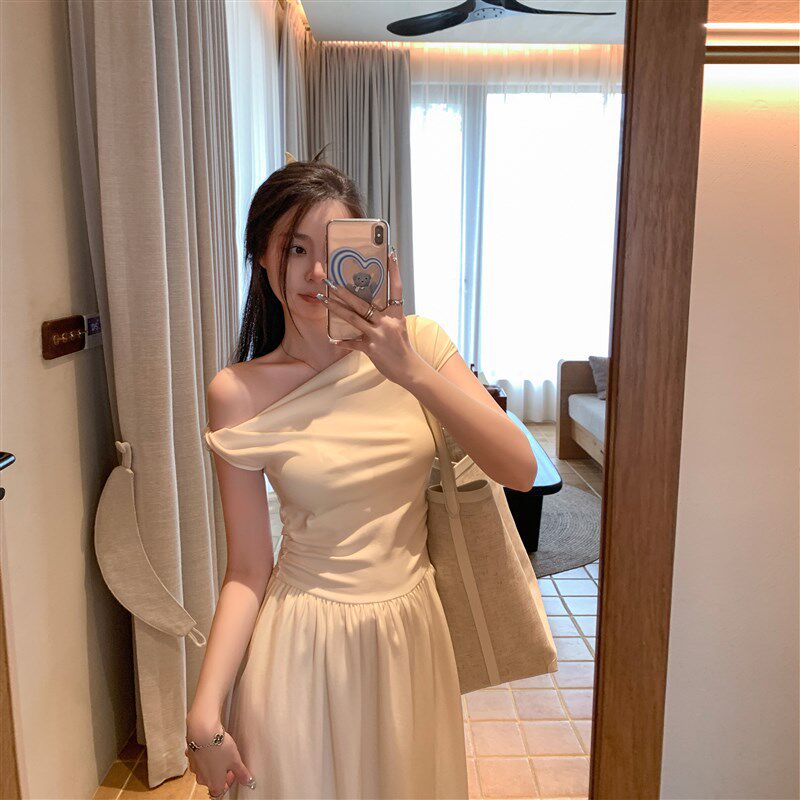 Tongse  女神裙 显瘦遮小腹简约日常连衣裙大摆a字拼接露肩长裙