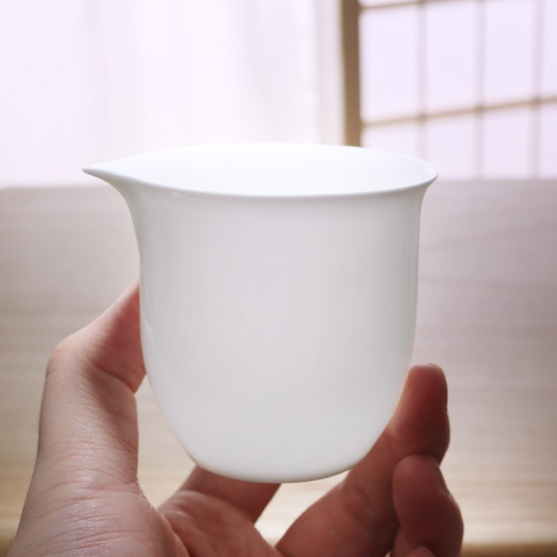 正宗高骨瓷超薄公道杯小号纯白分茶器简约精致陶瓷茶漏单个耐高温