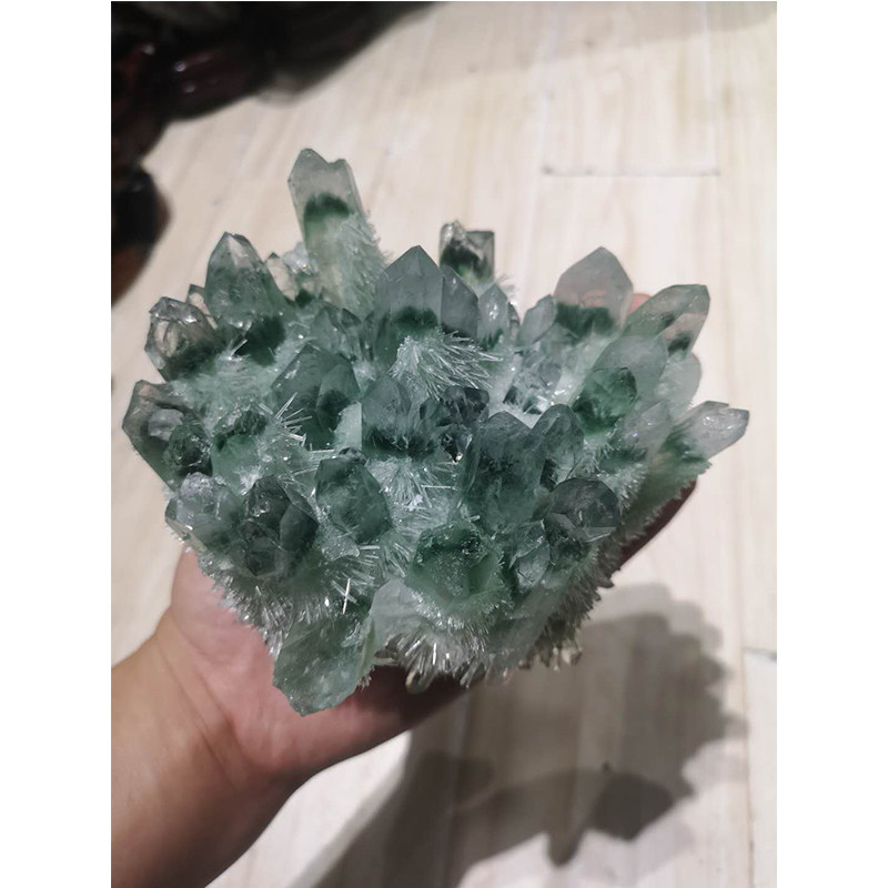 掌柜推荐纯天然绿水晶摆件书桌软装饰品样板房摆设水晶簇