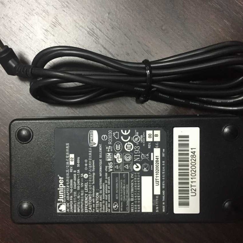 原装台达美国瞻博路由器 JUNIPER 12V5A电源适配器 EADP-60KB线