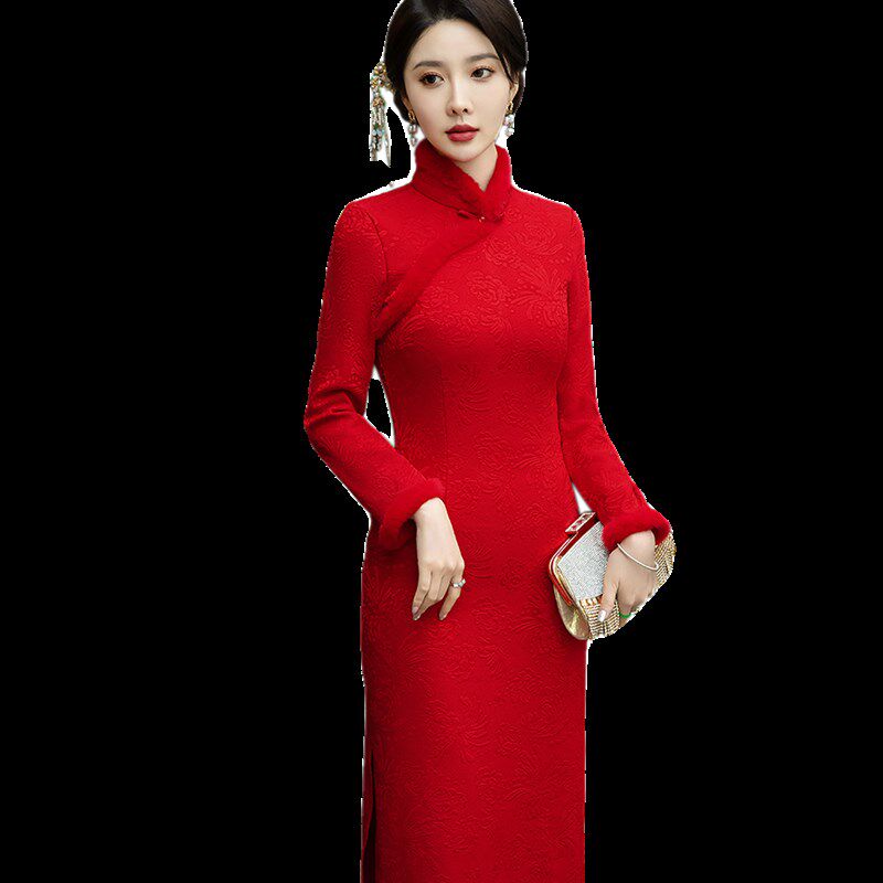 长款加绒旗袍改良连衣裙婚宴走秀礼服大红色回娘家高档提花带毛领