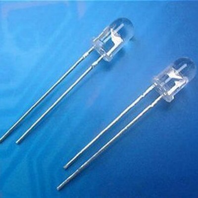 F5白灯 LED发光二极管 5mm 高亮白发白色 白色长脚 有边 32元1K